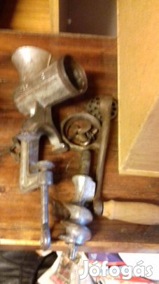 Régi öntöttvas húsdaráló 5-ös SZV 5 GOV