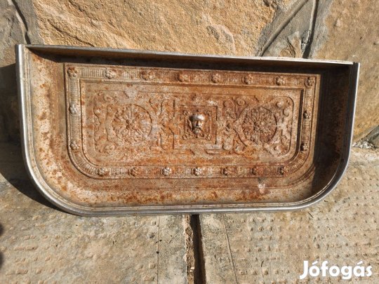 Régi öntöttvas kályha előtét , nagyméretü