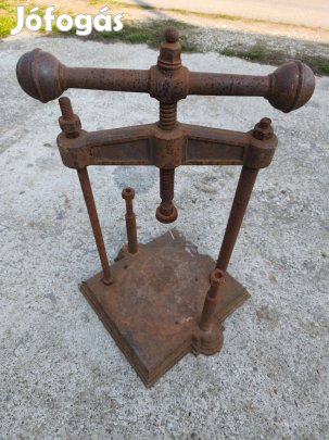 Régi öntöttvas nyomda prés