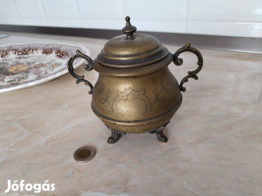 Régi oroszlán lábas szép cizellált cukortartó jelzett db