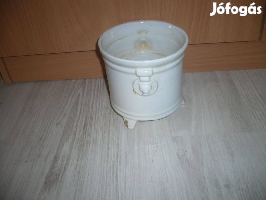 Régi oroszlánfejes porcelán kaspó
