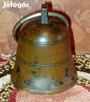 Régi patinás réz csengő