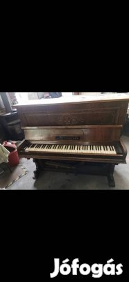 Régi pianino eladó