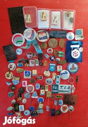 Régi reklám jelvény