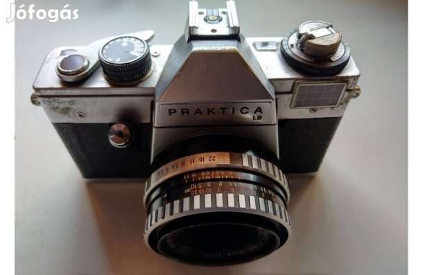 Régi retro Practika fényképezőgép bőrtokjával eladó