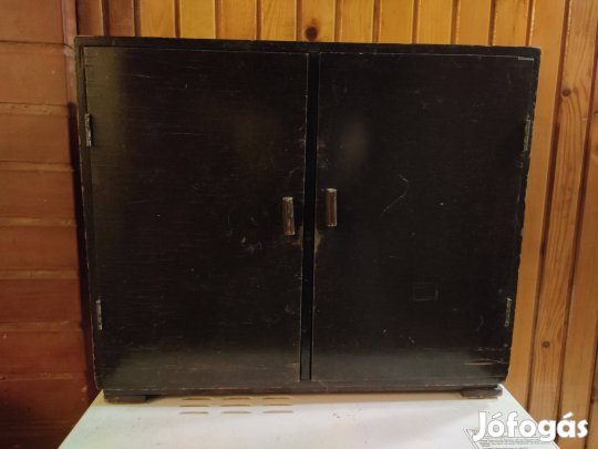 Régi retro baba játék bútor szekrény eladó 