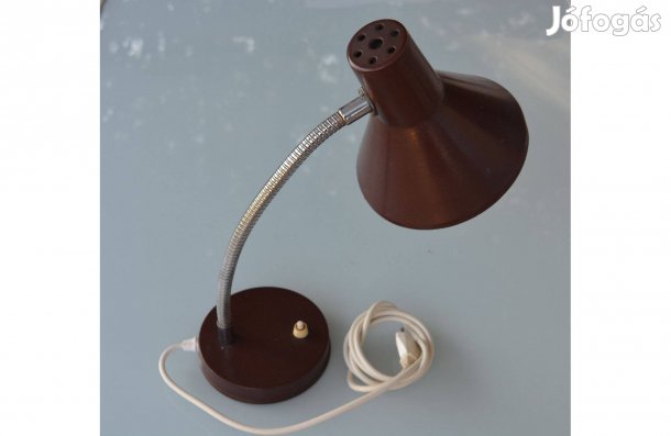Régi retro gégecsöves szarvasi fém asztali lámpa barna színű nem ledes