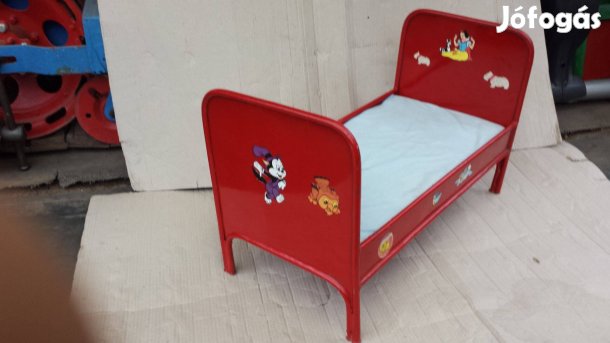 Régi retro népi készült masszív vas babaágy baba ágy szivacshuzattal