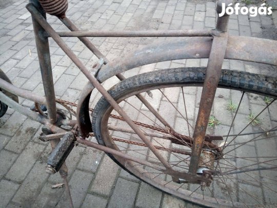 Régi retró vonóhorogos kerékpár bicikli