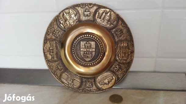 Régi réz falidísz Budapest címeres