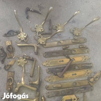 Régi réz zár szerelvények (felújításra nem MÉH telepre!) eladók