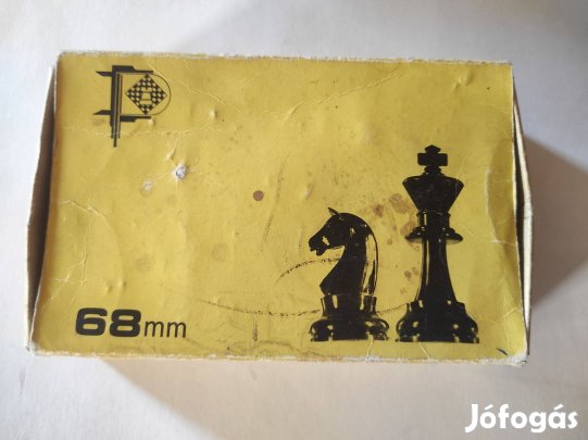 Régi sakkbábuk, eredeti dobozban 68mm