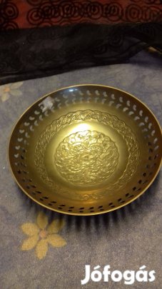 Régi sárga réz mély tálka áttört mintás átm 15cm