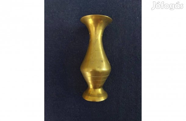Régi sárgaréz virágtartó (12 cm magas)