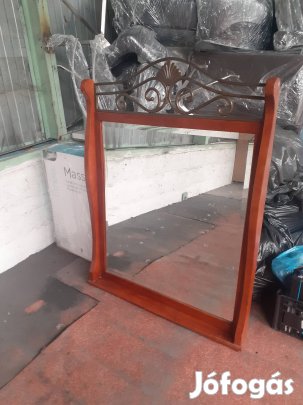 Régi stílusú fali tükör  95x125 cm.