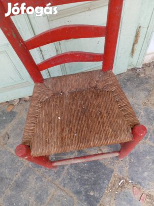 Régi sváb típusú székek 