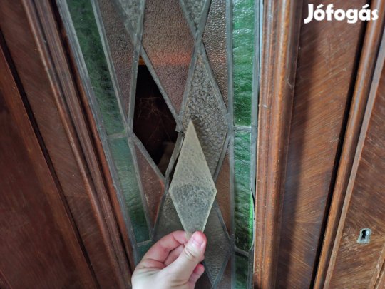 Régi szekrény eladó