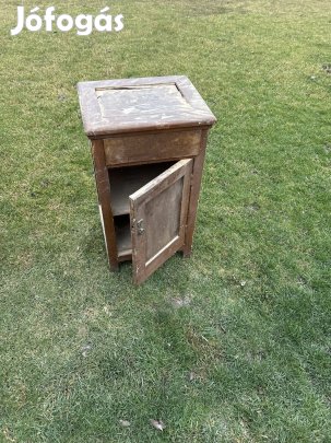 Régi szekrény eladó