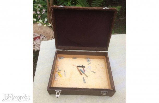 Régi szerszámláda 3500 ft:Lenti