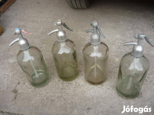 Régi szódás üvegek