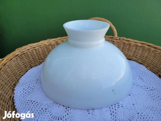 Régi tejüveg búra lüszter jellegű lámpához