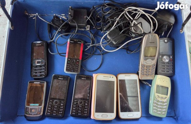 Régi telefon csomag,10 különböző - postázom is