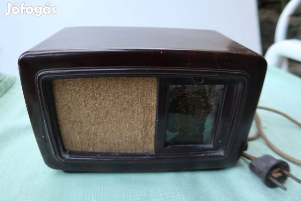 Régi tőrpeszuper rádió bakelitdobozos negyvenes évekből