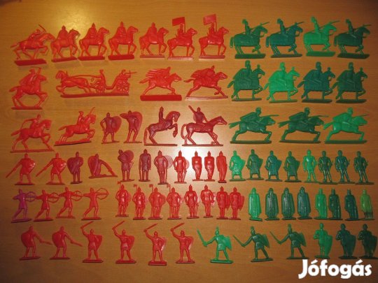 Régi trafikárú katona figura kupac: lovagok, tatárok, 1. véhá