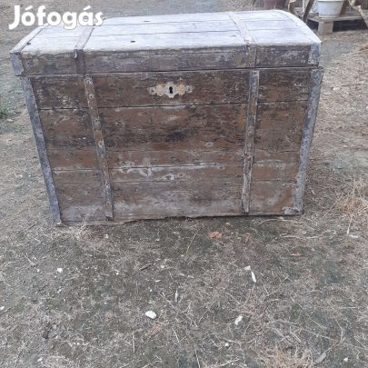 Régi utazó láda
