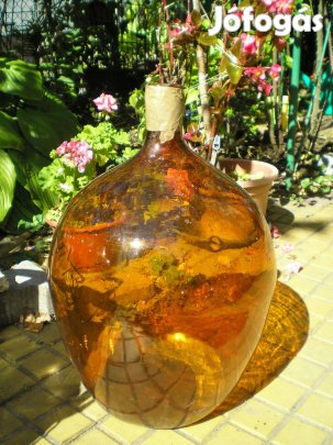 Régi üvegballon barnás színű 59 cm magas kb. 35 literes