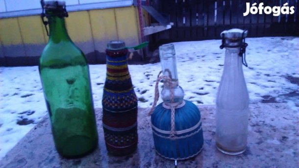 Régi üvegek eladók