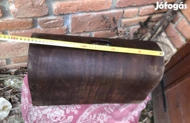 Régi varrógép fa tető burkolat 2500 Ft