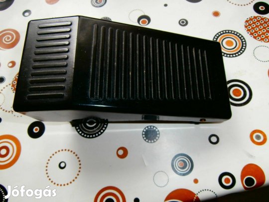 Régi varrógéphez pedált keresek Szombathelyen 2 000 Ft