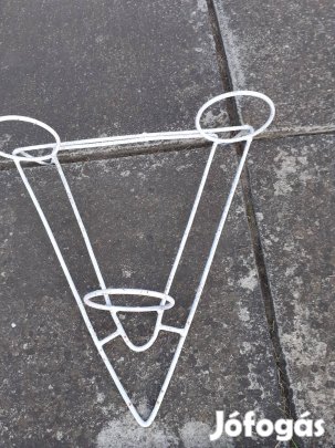 Régi vas fali virágtartó 3 cserepes