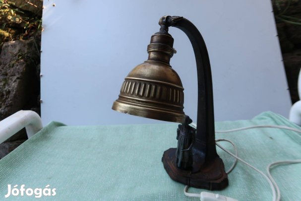 Régi vas-réz - asztali figurával- hangulatlámpa