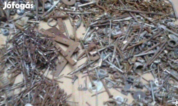 Régi vas szög csavar 10 kg egyben