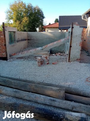 Régi villany oszlop eladó!