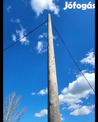 Régi villanykaro betongyámmal 