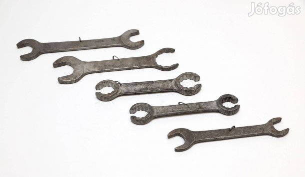 Régi villáskulcsok eladók!