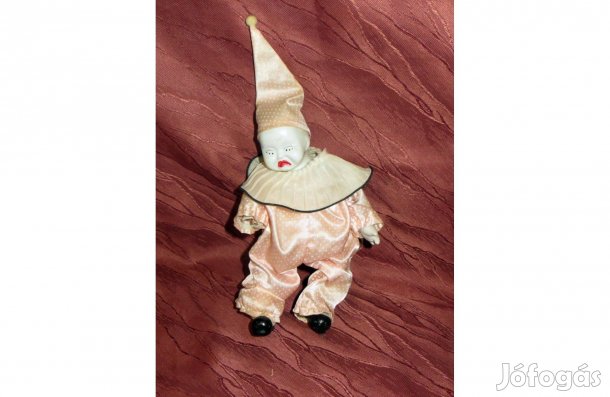 Régi vintage porcelán Pierrot bohóc baba 25 magassága:18 cm