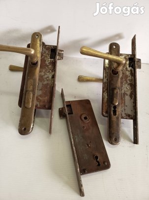 Régi zár Réz kilincsel eladó