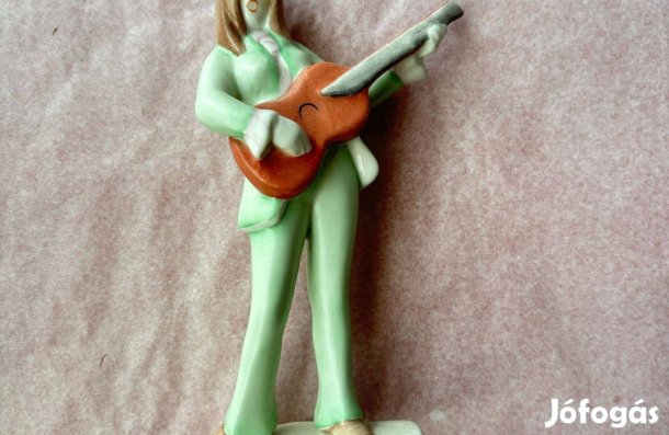 Régi zöld ruhás gitáros porcelán hölgy hungariqum