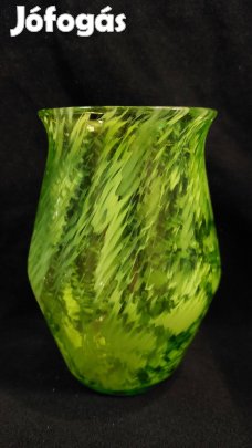 Régi zöld üveg váza