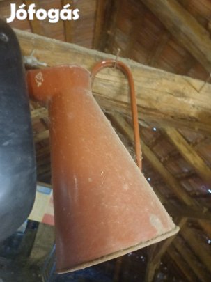 Régi zománc edény.