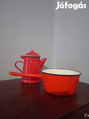 Régi zománcozott pirosak 