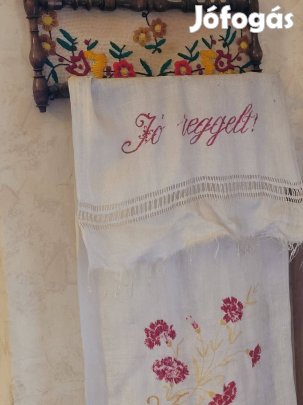 Régiség ,törlököző tartó és törölköző