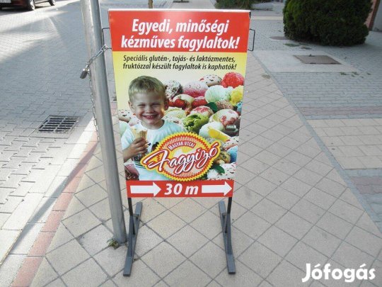 Reklámtábla eladó