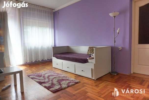 Remek családi ház Üröm legszebb részén!