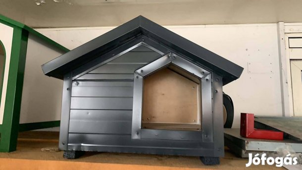 Remek kis kutyaház, szigetelt, szendvicspanelház olcsón!