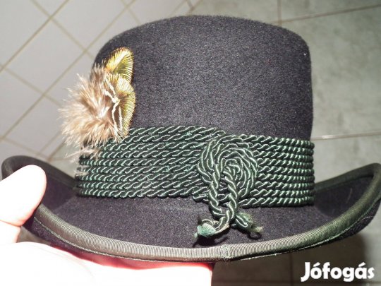 Remek kisebb méretű vadászkalap kalap (talán női vagy gyerek kalap ?!)